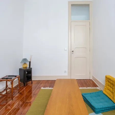 Stylish Private » 3 Bedrooms » A/c » Near Metro Lejlighed Lisboa
