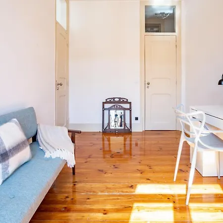 Lejlighed Stylish Private » 3 Bedrooms » A/c » Near Metro *