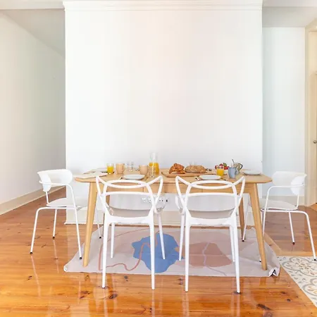 Stylish Private » 3 Bedrooms » A/c » Near Metro *