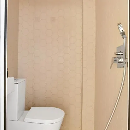 Stylish Private » 3 Bedrooms » A/c » Near Metro Lejlighed Lisboa