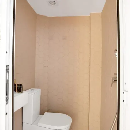 Stylish Private » 3 Bedrooms » A/c » Near Metro * Lisboa