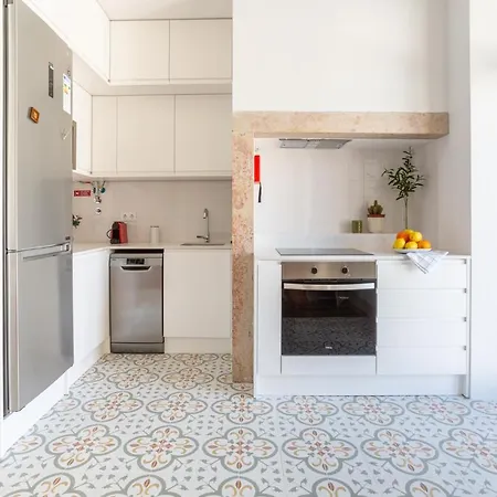 Stylish Private » 3 Bedrooms » A/c » Near Metro